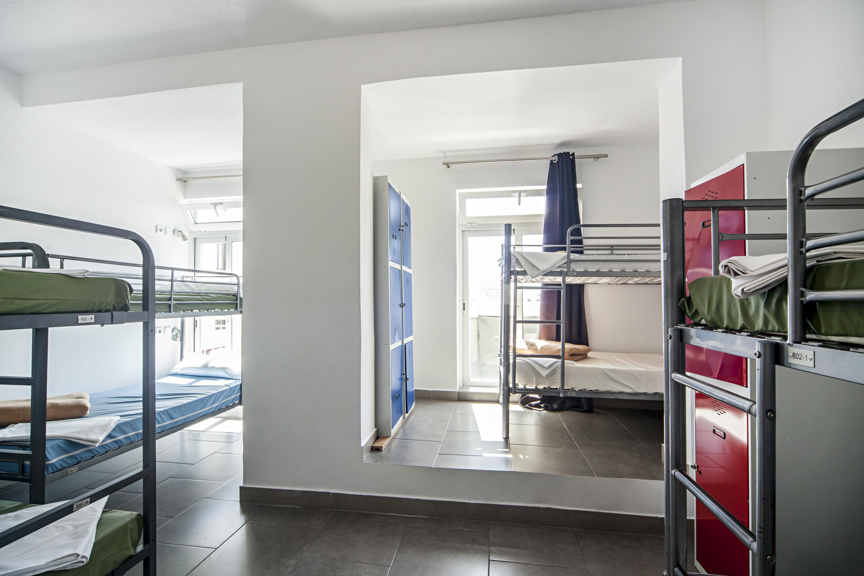 Euromadrid Hostel Ngoại thất bức ảnh