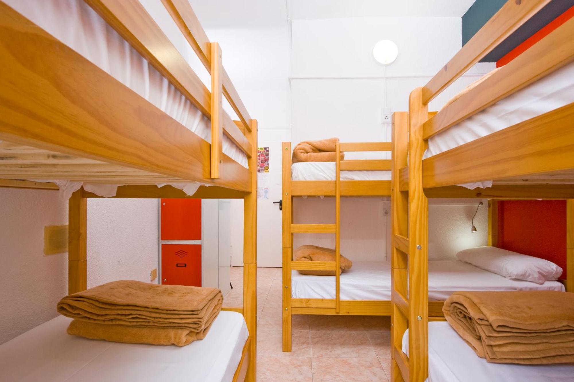 Euromadrid Hostel Phòng bức ảnh
