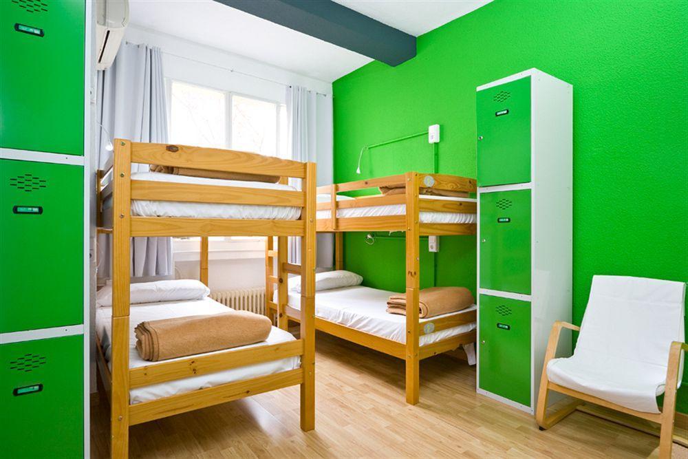 Euromadrid Hostel Ngoại thất bức ảnh