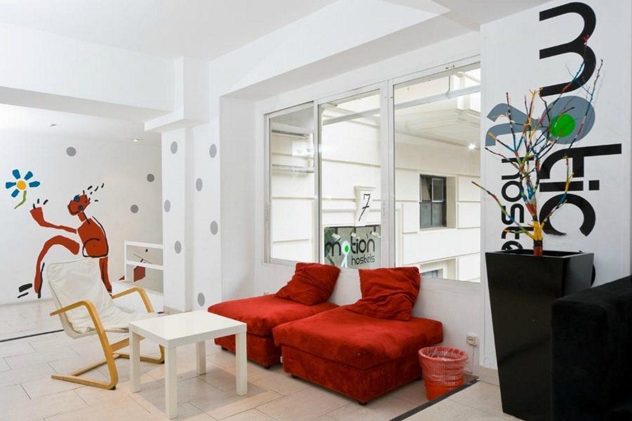 Euromadrid Hostel Ngoại thất bức ảnh
