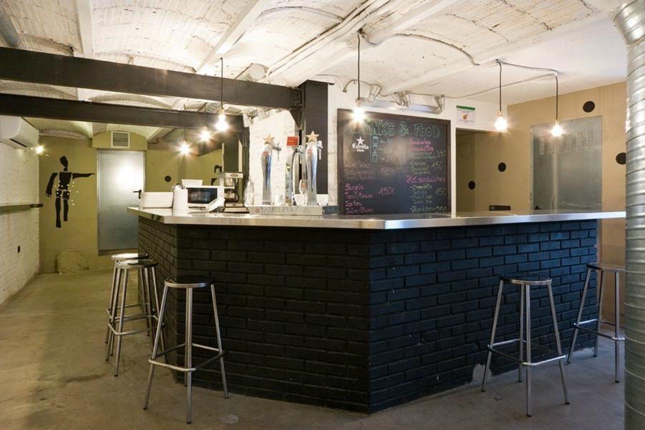 Euromadrid Hostel Ngoại thất bức ảnh