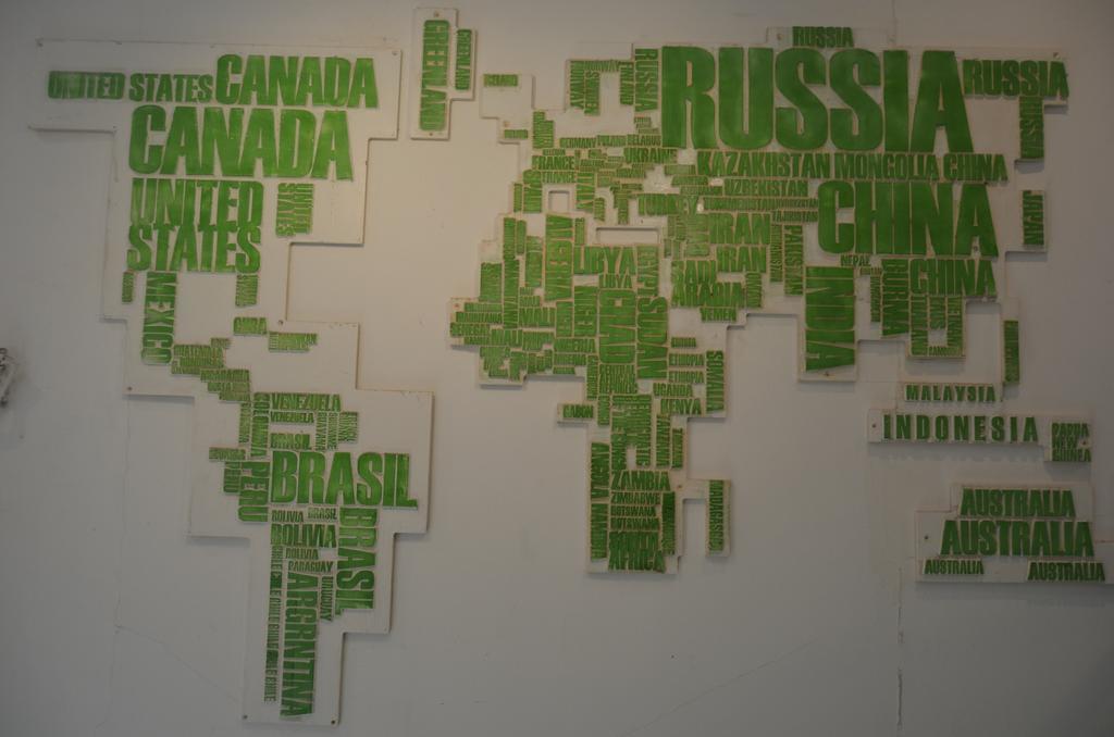 Euromadrid Hostel Ngoại thất bức ảnh